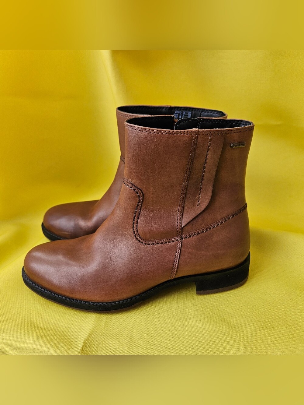 👢 ECCO Leather Ankle Boots with GORE-TEX® Membrane Size EU 35 / US 4